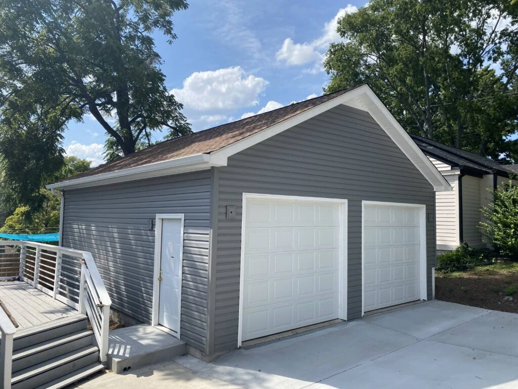 Deck Builder in Goodlettsville